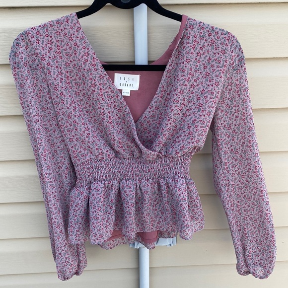 Lost + Wander Tops - Lost + Wander Floral Peplum Top XS